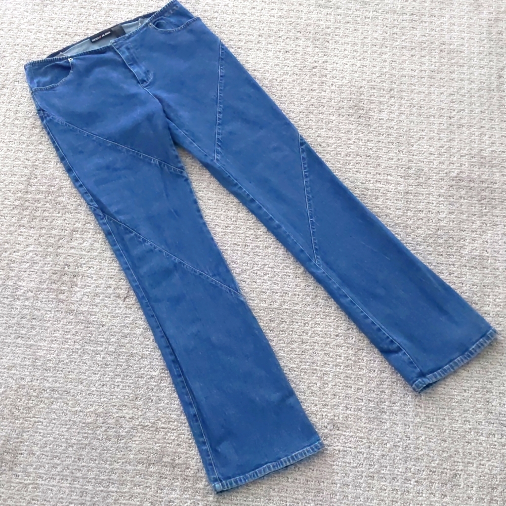AMAZING Vintage Y2K DKNY Low Rise Boot Cut Patch Seam Jeans, Size 6/7 👖
